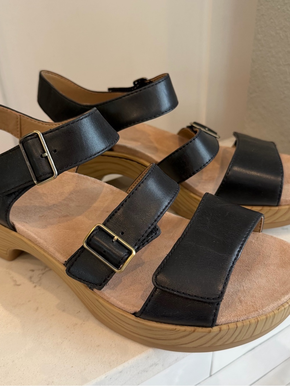 DANSKO Malena Sz 37 Women's Black Strappy Platform Sandals Velcro straps - Picture 2 of 8